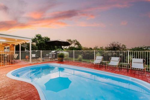 Central Mudgee Casa | Macquarie Manor - Experience Grand Country Living