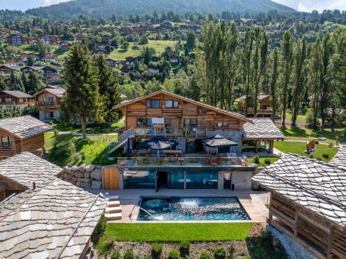 Saint-Pierre-de-Clages Hotel | MAD Retreat Hotel