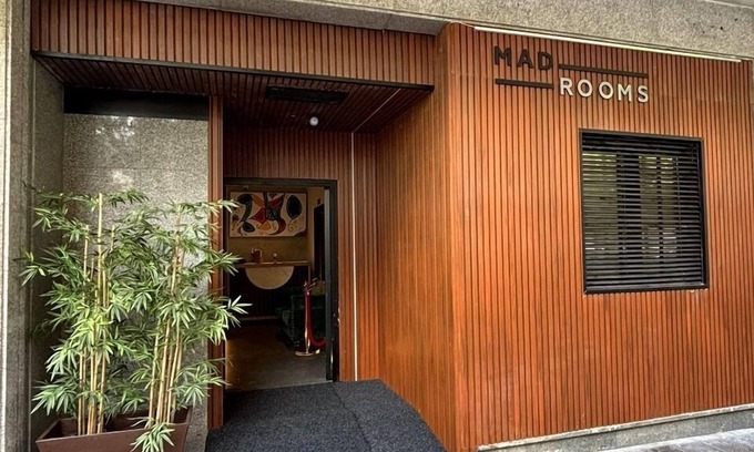 Cuatro Caminos Casa | Mad Rooms