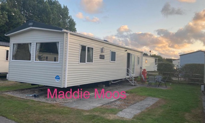 Blackpool Apartamento | Maddie Moos