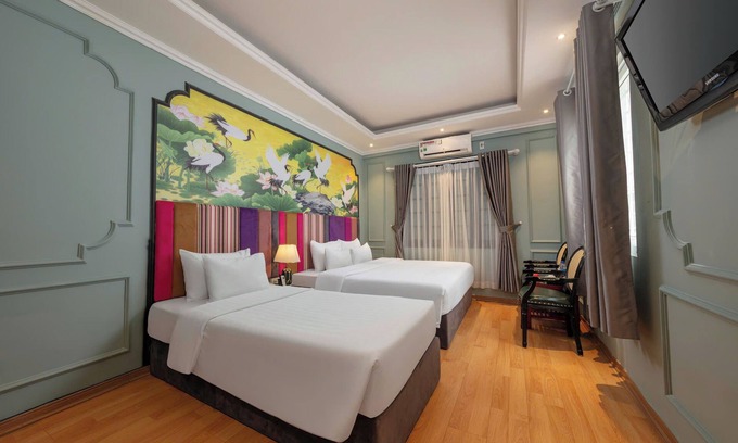Hoan Kiem Hotel | Madelise Stardust Hotel & Travel