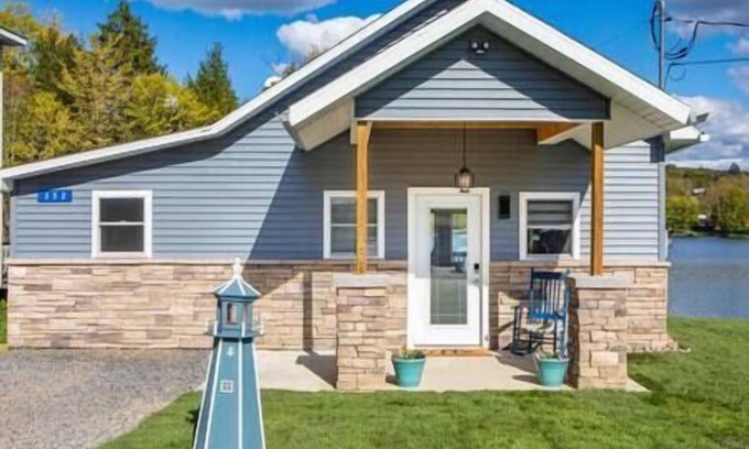Hamilton Casa | Madison Cabin #2, Lake Moraine Home #2 Near Colgate University