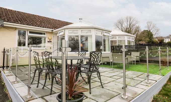 Ciliau-Aeron Cabina | MAES GLAS, pet friendly, with a garden in Ciliau Aeron