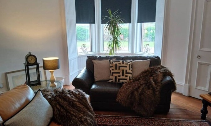 Prestwick Cama Y Desayuno | Bed & Breakfast -North Wing Suite St Andrews House sleeps 2