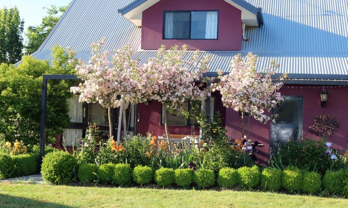 Tumbarumba Casa | Magenta Cottage