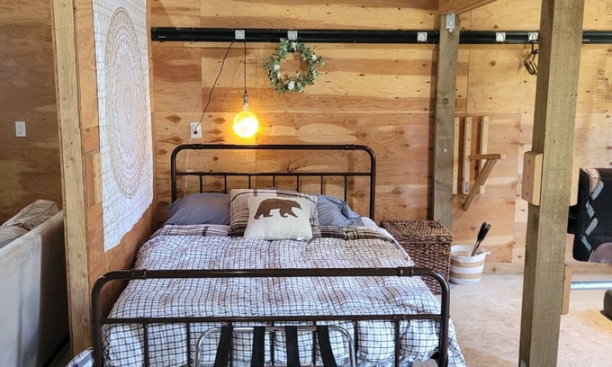 Kalispell Casa | Maggie’s Barn & Bunkhouse