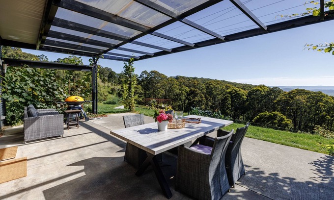 Hampton Otro | Maggie's Retreat