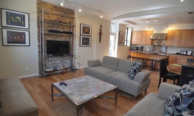 River North Apartamento | Amazing Loft Home 4 hab, 3 baños, perfecto para familias, parejas, escapadas de chicas