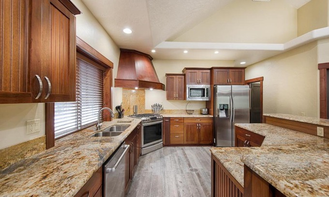 McCall Casa | Magic McCall Cabin and Studio for Larger Groups