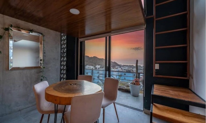Libertad Apartamento | Magical and cozy with incredible views of the Marina