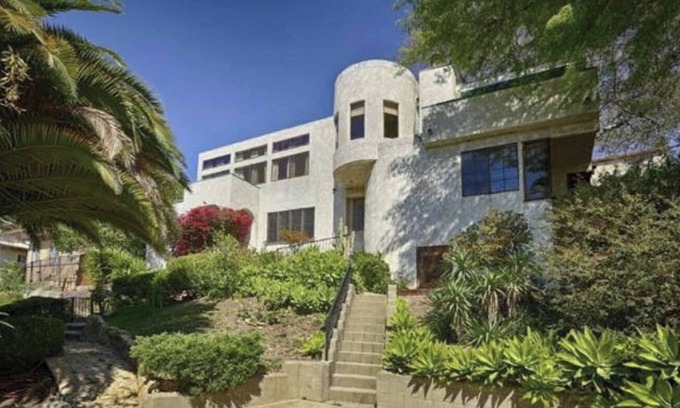 Los Angeles Casa | Magical Hillside Home, Spa, Central & Private