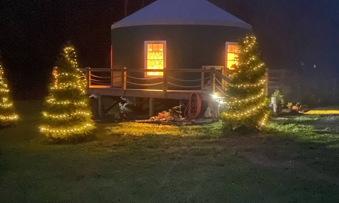 Dugspur Casa | Magical Riverside Yurt, hot tub & the BRPW, pet friendly near Floyd, Va