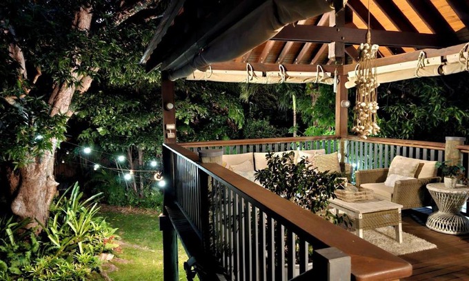 Horseshoe Bay Casa | Magnetic Mango Escape
