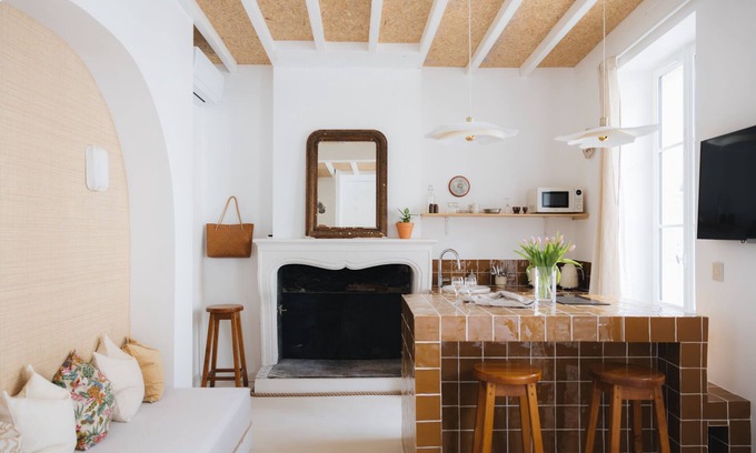 Saint-Seurin-de-Cadourne Apartamento | Studio 2-Estudio-Baño con bañera-Lujoso