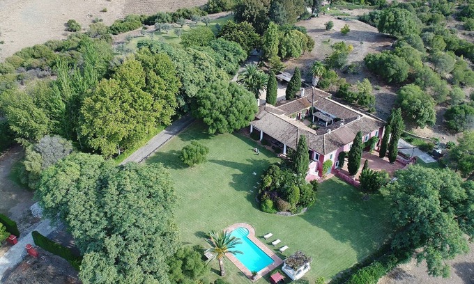 San Martín del Tesorillo Casa | Magnífico cortijo con piscina y vistas a solo 20 km. de Sotogrande