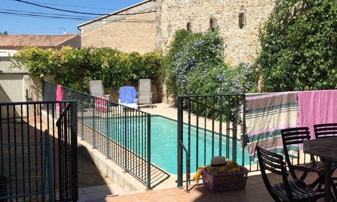 Saint-Genies-de-Fontedit Casa | Magnificent Large Family Home with Pool