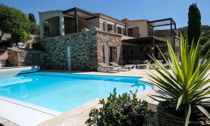 Rayol-Canadel-sur-Mer Villa | Magníficas vistas VILLA MAR, PISCINA, a 300 metros de la playa, 12 m barco de motor,