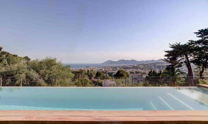 Le Cannet Casa | MAGNIFICENT CONTEMPORARY VILLA WITH BREATHTAKING SEA VIEW
