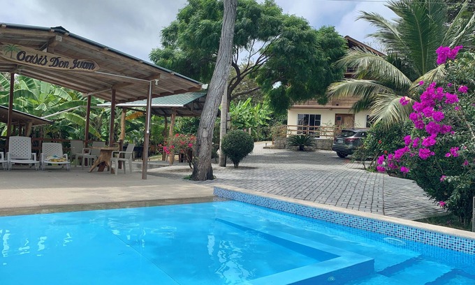 Jama Casa | Magnifica casa de campo con piscina desbordante vista al mar