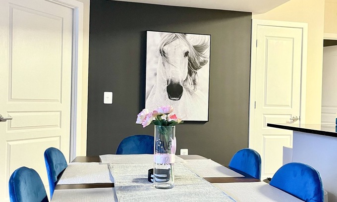 Aurora Highlands Condominio | Magnificent DC Getaway Deluxe 2BR Work Space/Gym/ Near Met Park/DC/Metro/Mall