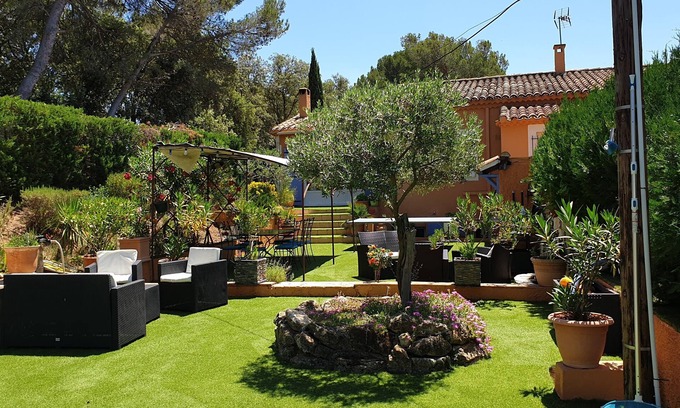 Grambois Villa | Magníficas casas rurales 8 personas Luberon Provence