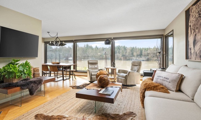 Oak Grove Casa | Great Deals on Summer Stays!