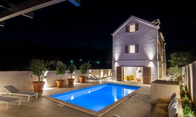 Prizba Villa | Magnificent Korcula Villa | Villa Beach Paradise | 4 Bedrooms | Personal Gym & Miraculous Sea Views