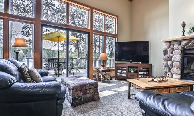 St Germain Casa | Deer Crossing - Hiller Vacation Homes - WIFI gratuito