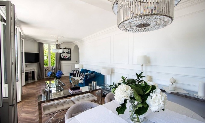 Eze Villa | Magnificent Manor House, Breathtaking Sea & Mountain views. 12 min from Monaco.