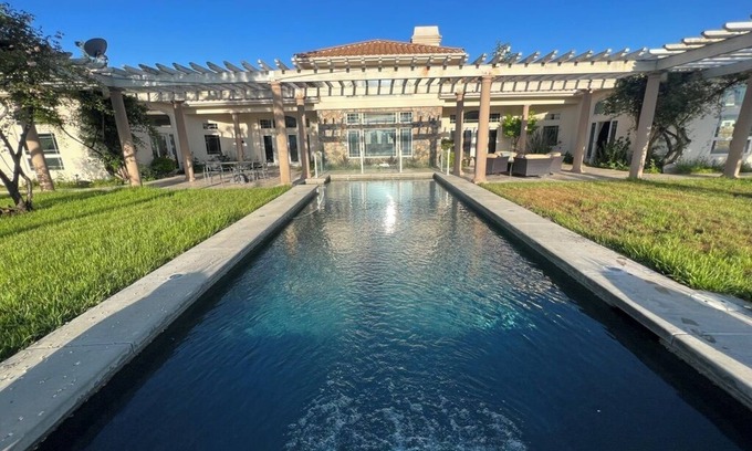 Murrieta Casa | Magnificent Mansion@La Cresta, nestled in a private vineyard, close to Temecula