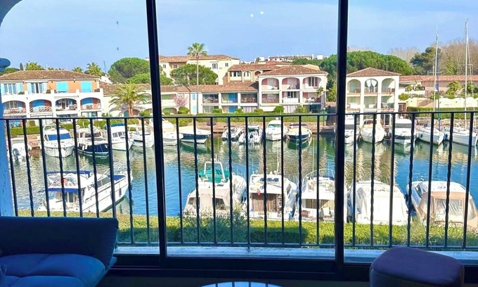 Guerrevieille Apartamento | Magnificent new apartment with splendid view of the marina