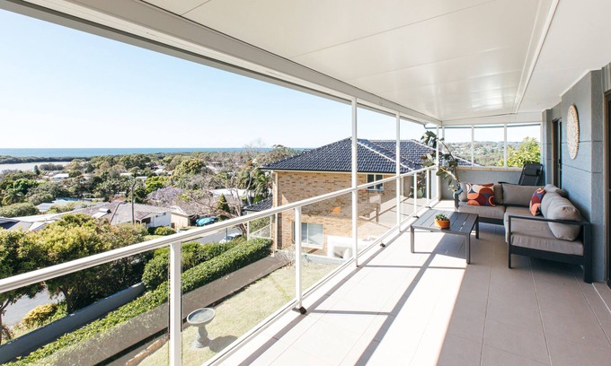 Wamberal Casa | Magnificent Ocean View - Bright, Spacious, Family and Pet Friendly
