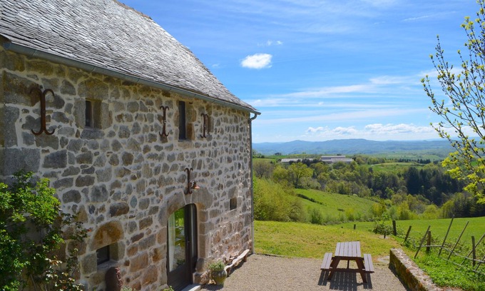 Campuac Casa | MAGNÍFICO GRANERO PANORÁMICO EN LA NATURALEZA