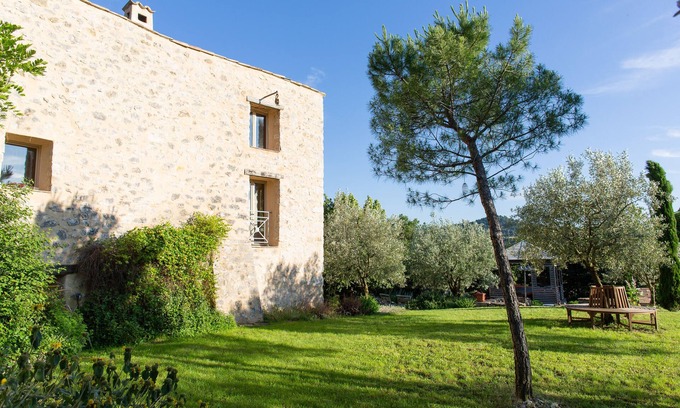 Beauvoisin Casa | Magnífica casa de campo provenzal con piscina, bar y cine. 14-18 pax con 4 estrellas