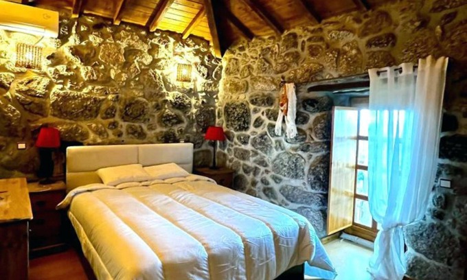 Molares Otro | Magnificent farm with pool and mountain views!
