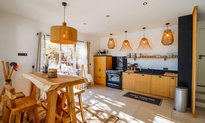 Port Grimaud Apartamento | Magnificent renovated apartment in Port Grimaud - terraces and 9m mooring