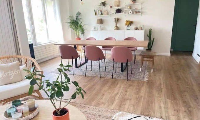 Saint-Lambert Apartamento | Magnificent sea view apartment 5 minutes from the beach!