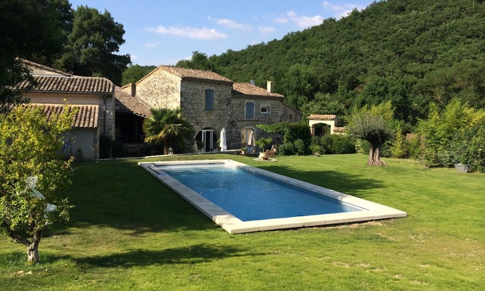 Grane Casa | MAGNIFICA PIEDRA MOLINO DE 18o