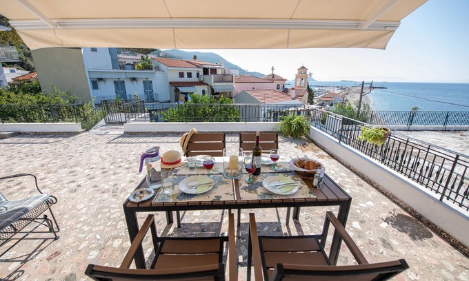 Loutraki Casa | Magnificent Sunset