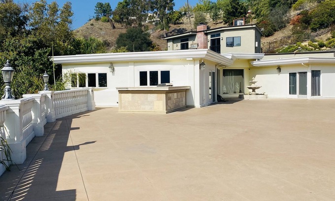 Bel Air Casa | Magnificent Terrace