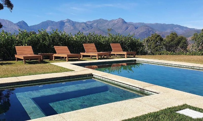 Itaipava Casa | Casa Alto Itaipava vista incrível, piscina e hidro