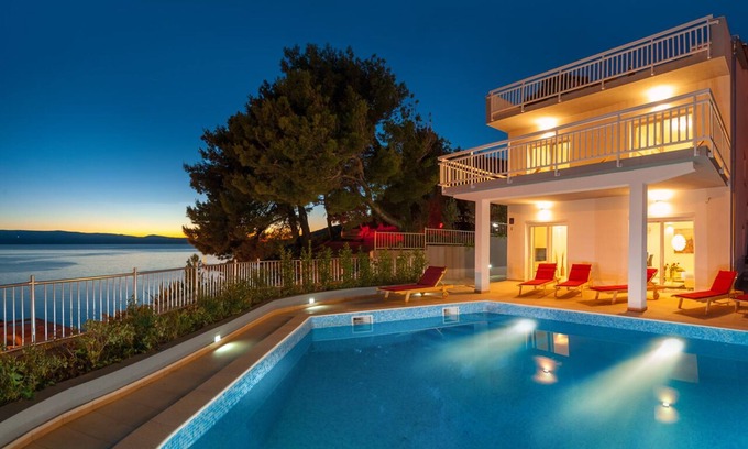 Medici Villa | Magnífica villa con piscina, vistas al mar, barbacoa, sauna ...