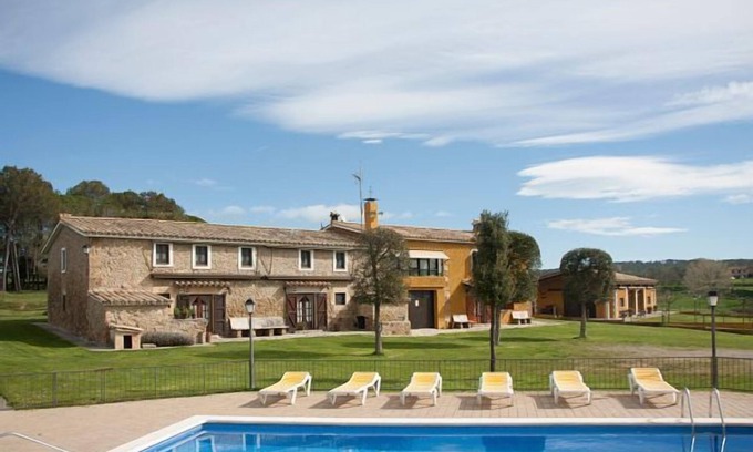 Fontcoberta Cabaña | Magnifica casa rural en paraje natural aislada ideal para familias y grupos.