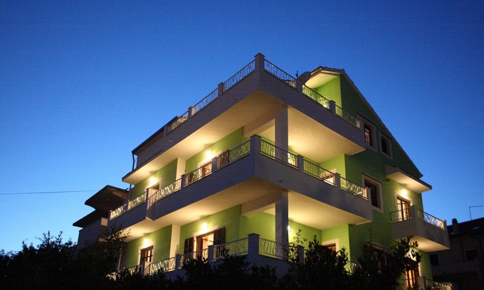 Vrboska Apartamento | Magnífica vista panorámica, amplia terraza, relajante jacuzzi