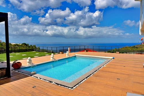 Case-Pilote Apartamento | Magnifique appartement Wonm Vue mer & pisicine