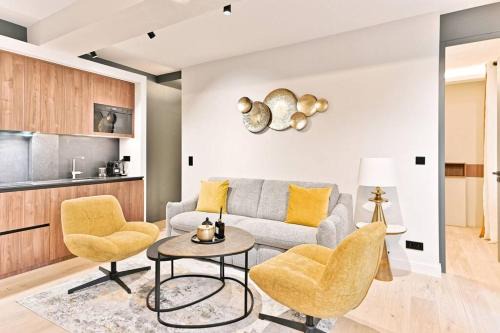 L'Europe Apartamento | Magnifique Appartement #Miromesnil #Monceau #Paris