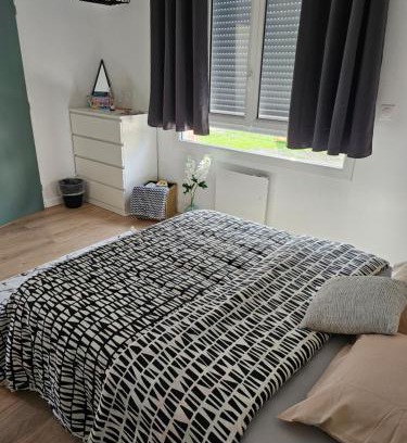 Beauvais Apartamento | Magnifique chambre