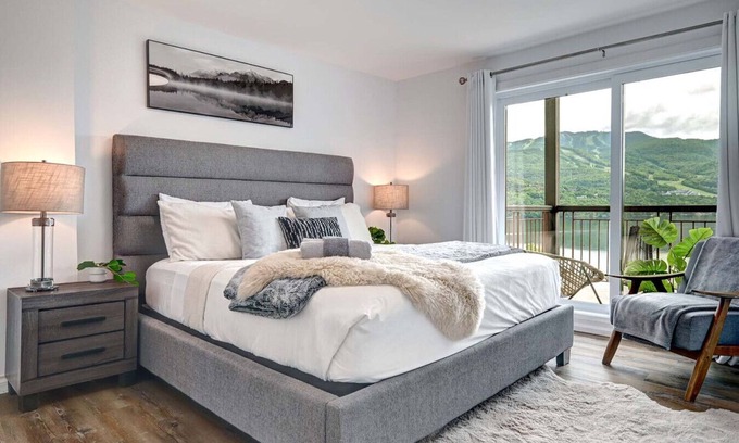 Mont-Tremblant Condominio | Magnifique Condo Vue, LAC et SKI Mont Tremblant 5 min