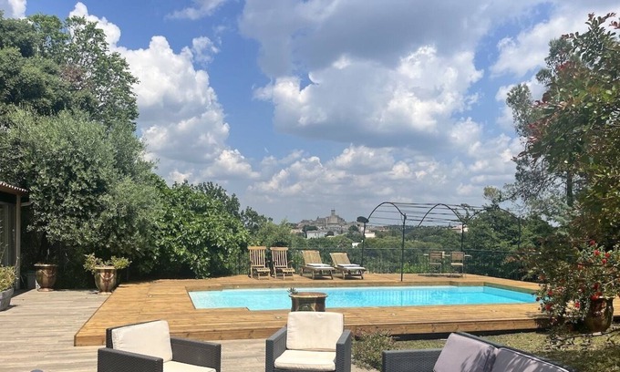 Montferrier-sur-Lez Villa | Magnifique Propriété Avec Piscine et vue Panoramique sur le Village