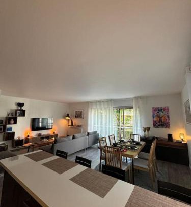La Varenne Saint-Hilaire Apartamento | Magnifique Appartement